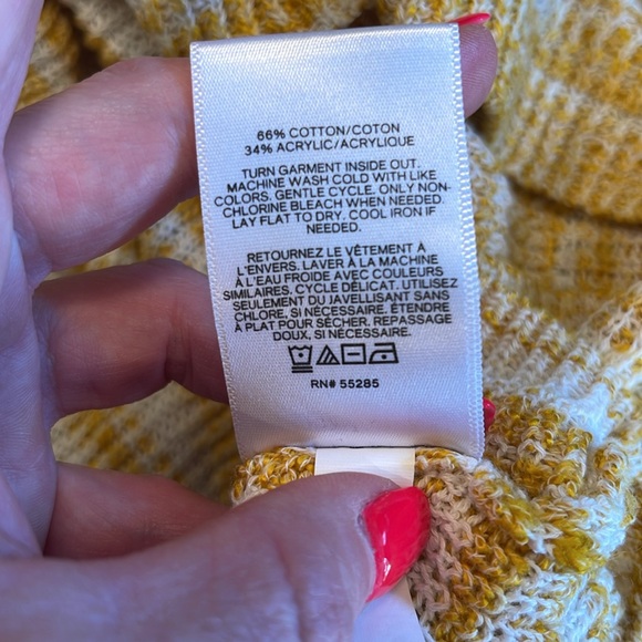 Express yellow and white stripe, V-neck three-quarter sleeve high low sweater - Picture 8 of 8